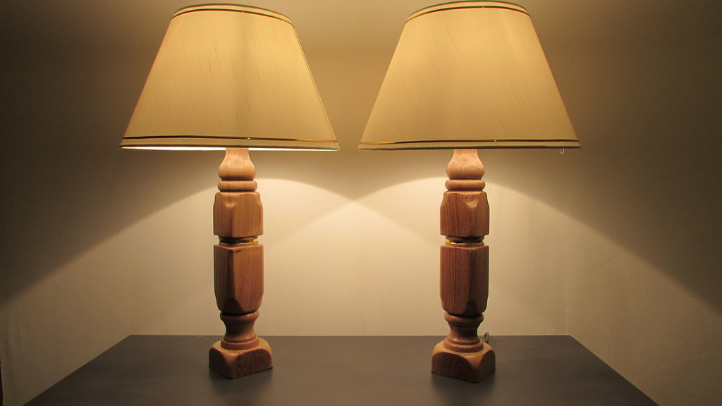 Gold Banded English Oak Lamp
