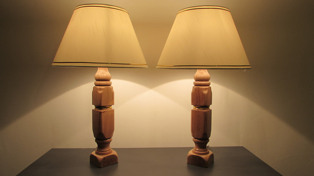 Gold Banded English Oak Lamp